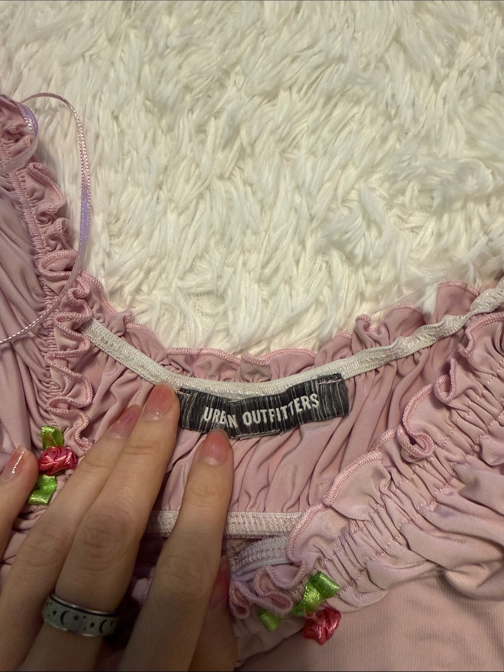 Urban Outfitters Dusty Pink Off-Shoulder Rose Trim Crop Top - Picture 2 of 3